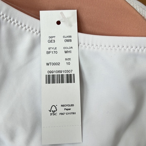 NWT STUNNING WHITE ONE-shoulder one-piece bathing suit - Picture 4 of 4